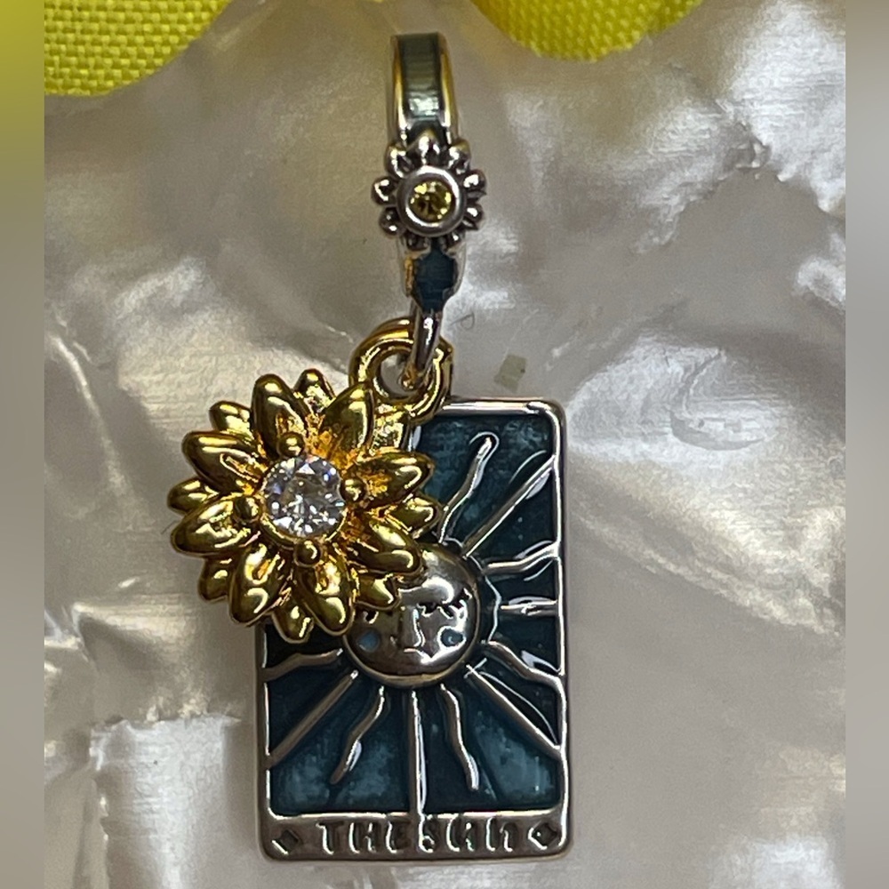 Bracelet Charm Tarot Card The Sun Sterling Silver - Picture 2 of 7